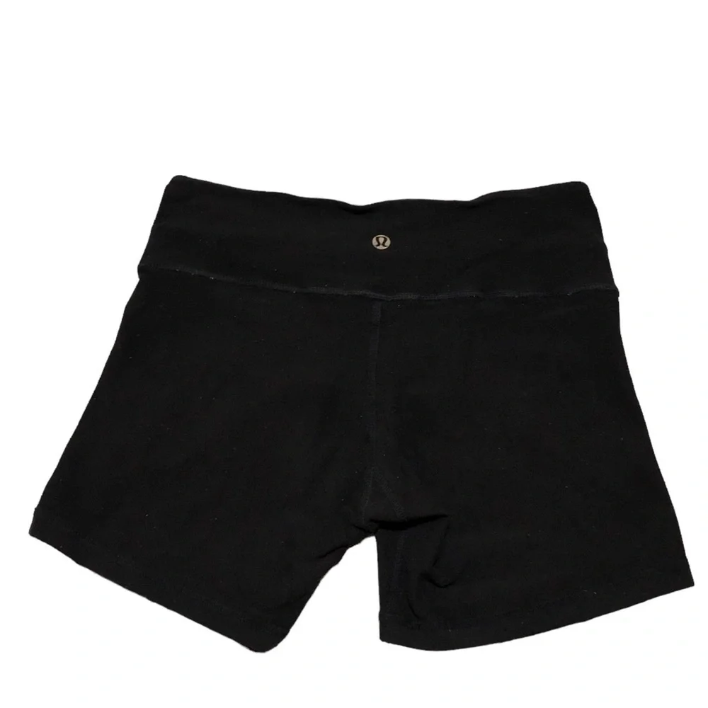 Lululemon reversible boogie shorts womens size 4